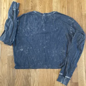 Double Zero Cropped L/S Black Tie-Dyed Tee, Size S thumbnail 3
