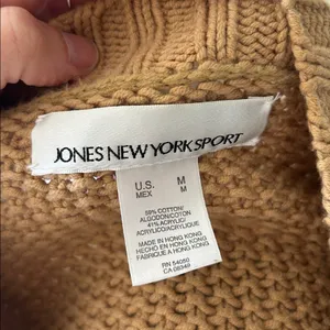 Vintage Jones, New York cable knit cotton two button open front sweater M thumbnail 9