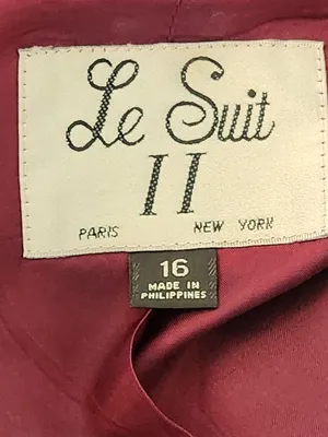 Le Suit Navy Gold Button Blazer with Removable Pocket Square Size 16 NWT thumbnail 9