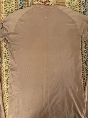 Lululemon swiftly tech long sleeve size 10 thumbnail 3