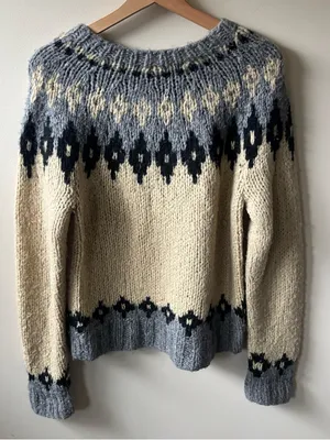 Takeout Fair Isle Chunky Crew Sweater - Cream, Gray & Black thumbnail 4