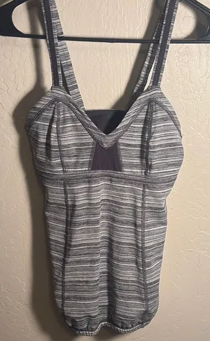 Lululemon Run Light Up Reflective Tank Top thumbnail 1