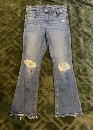 American Eagle high rise bootcut jeans thumbnail 1