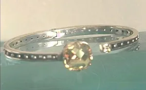 Brighton "Caviar True Colors" Hinged Bangle Cuff Champagne Cushion Cut Swarovski thumbnail 1