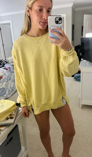 Yellow Vinyl Sweatshirt Size L thumbnail 1