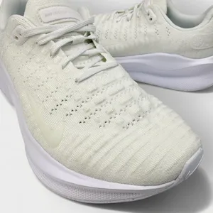 Nike React Infinity Run Flyknit 4 Wide Women’s 7 White FN0880-101 Running Shoe thumbnail 10