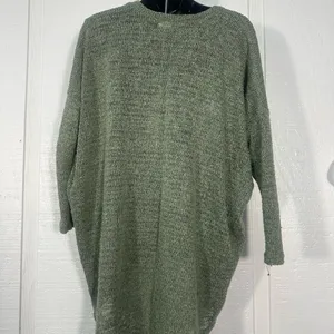 Audrey Women’s Green Sweater No Size EUC thumbnail 5