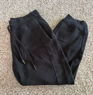 Black Lululemon Scuba Joggers  thumbnail 1