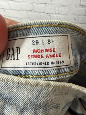 Gap jeans size 29 8L Light Wash Wide Leg Women’s Jeans thumbnail 9