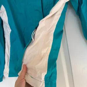 Women's The North Face Teal Colored Hyvent Rain Coat Size Extra Small thumbnail 6