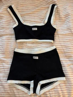 White Fox Boutique set  thumbnail 1