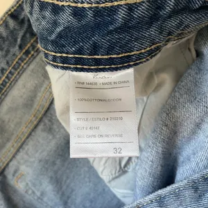 KanCan 100% Cotton Nonstretch Light Wash Ripped Straight Leg Jeans thumbnail 13