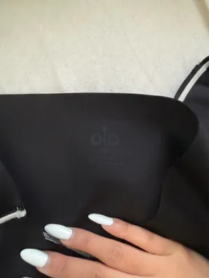 alo workout set thumbnail 2