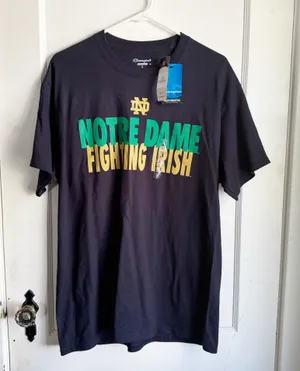 Champion Notre Dame Fighting Irish College Football T-Shirt New Size Large L thumbnail 1