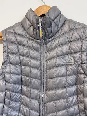 The North Face Thermoball Vest Size XS Women’s Zip Up Jacket Gray thumbnail 4