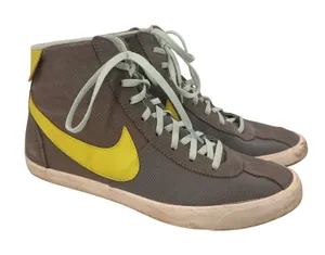 Nike Women's Grey Bruin Lite Nylon Mid Trainer Sneakers Size 8 thumbnail 1