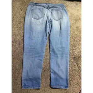 Old Navy Boyfriend Jeans Womens Size 8 Light Wash Denim Mid‎ Rise Tapered Leg thumbnail 3