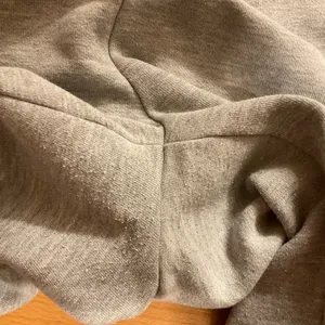 Alo Yoga Accolade Sweatpant Athletic Heather Grey S thumbnail 6