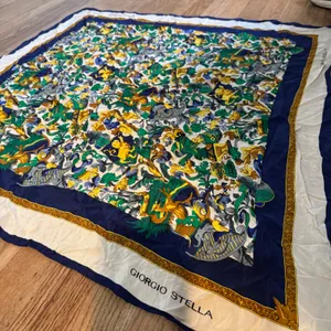 Giorgio Stella Silk Scarf‎ Navy Blue Cream Gold Heraldic Lion Crest Square 31x31 thumbnail 2