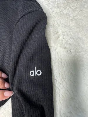 ALO Yoga Hazy Mock Neck Pullover | Black | Size M thumbnail 4