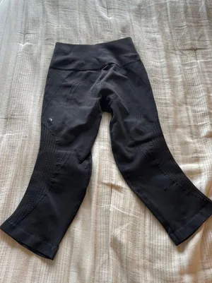 Lulu Leggings Black Size 4 thumbnail 2