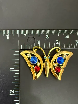 Vintage Regency Accessories Gold-tone Blue & Red Rhinestones Butterfly Brooch thumbnail 4