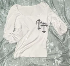 Long sleeve shirt with cross thumbnail 1