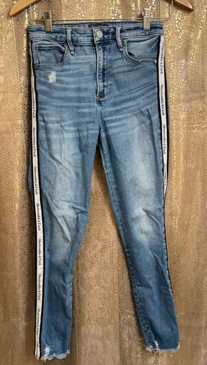 Abercrombie & Fitch Skinny Logo Simone High Rise Ankle Jeans 2/26 thumbnail 1