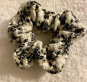 Scrunchies Black thumbnail 3