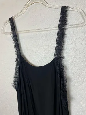 Free People Intimately Black Lace-Trim Camisole with Hanker-chief Hem Size L thumbnail 2