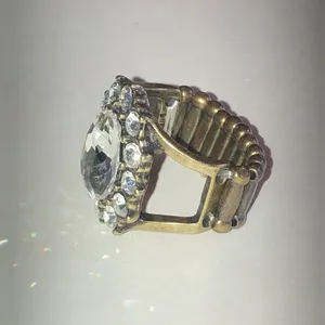 Antique Gold Tone Brass Tone Rhinestone Cluster Ring thumbnail 4