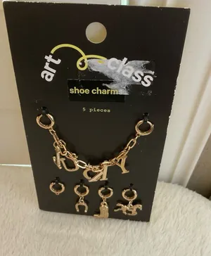 art class Gold Western Letter Shoe Charm Set thumbnail 1