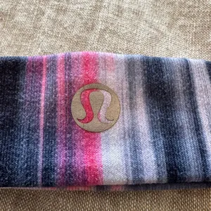 Lululemon Fly Away Tamer Headband thumbnail 3