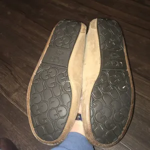 UGG shearling lined tan moc toe size 12/43 slippers thumbnail 2