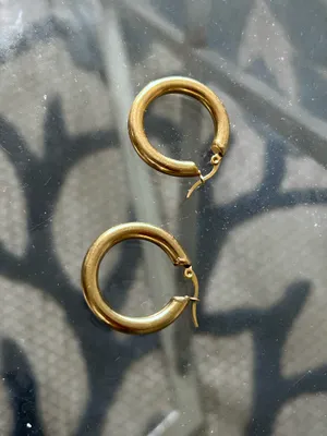 Gold Hoop Earrings thumbnail 1