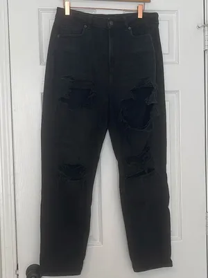 American Eagle black ripped mom jean thumbnail 1