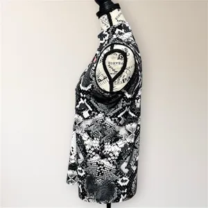 Jamie Sadock Golf Top Womens S Snake Print Sleeveless 1/4 Zip Stretch‎ Black thumbnail 9