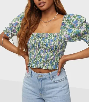 For‎ Love & Lemons Bridget Crop Top Floral Coquette Milkmaid Balloon Sleeve thumbnail 1