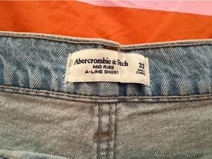 Abercrombie Shorts Mid-Rise thumbnail 3
