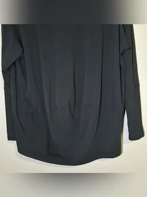 Lululemon Back In Action Black Long Sleeve V Neck Activewear Shirt Womens Size 8 thumbnail 10