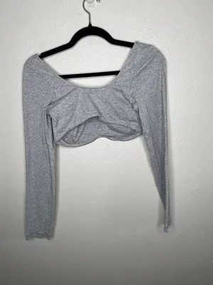 Victorias Secret Pink Gray Underwire Long Sleeve Crop Top Size Medium thumbnail 4