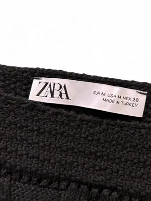 Zara dark olive green knitted crop top with off shoulder short sleeves & square neckline thumbnail 4