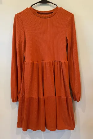 Long-Sleeve Rust color Tiered Knit Dress thumbnail 1