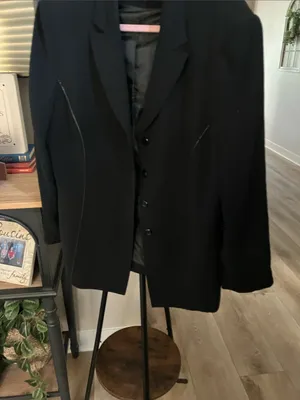 Kasper Black Women's Tailored Blazer with Contrast Piping vintage thumbnail 2
