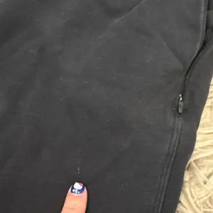 Lululemon Free To Roam Jogger *30" size 6 thumbnail 8