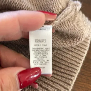 Express Lace Up Back Tunic Sweater size M thumbnail 9