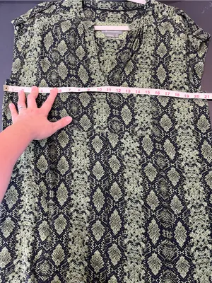 Anthropologie Rachel Tunic Dress Green Snake Print Size Small thumbnail 9