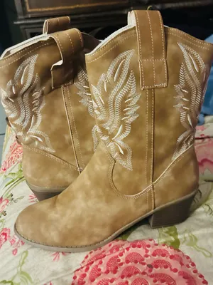 Women's Tan Western Embroidered Ankle Boots thumbnail 1