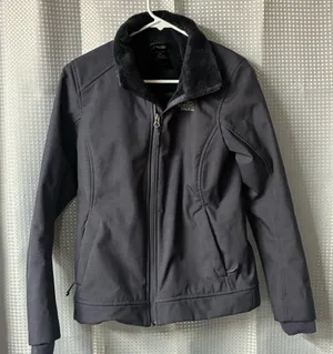 North Face women’s Jacket small thumbnail 1