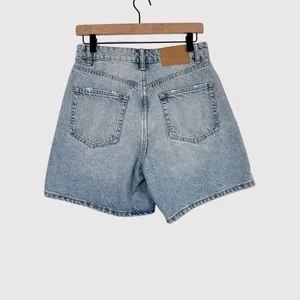 ZARA Womens Denim Shorts Blue Mom Jean High Rise Zip Fly Medium Wash Size 6 thumbnail 3